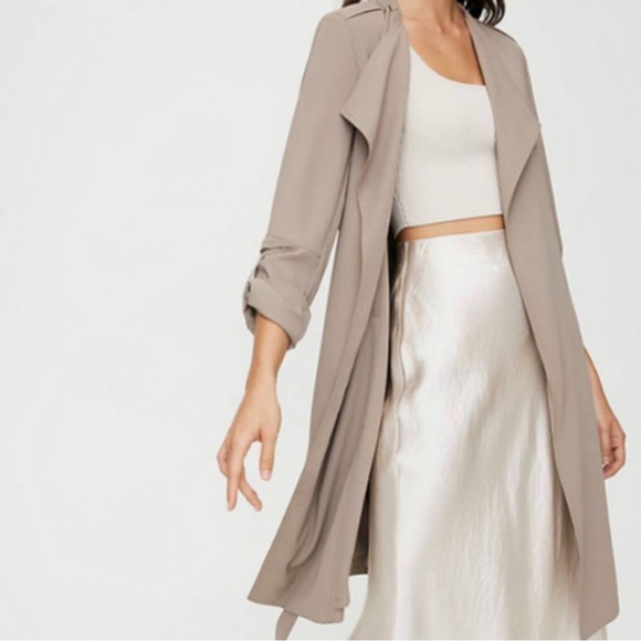 Babaton Jackets & Blazers - Aritzia Babaton Flowy Trench Beige Large